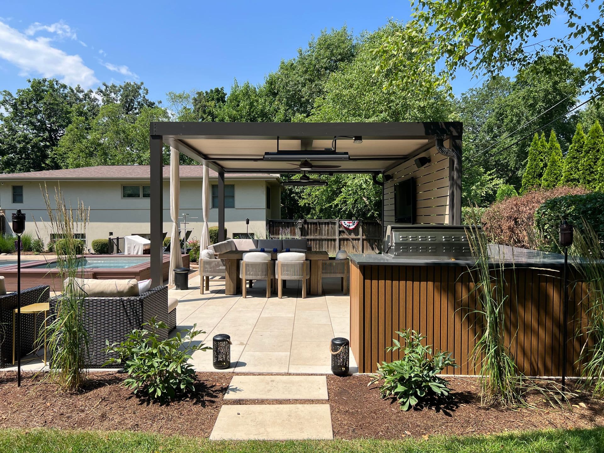 PERGOLA X.jpeg